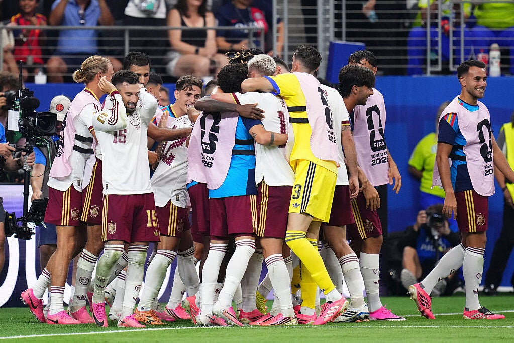 Spain reaches World Cup final with dominant 2-0 win over France
