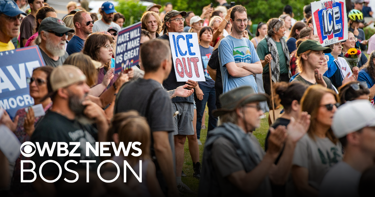 Maine senator says man shot and killed was not target of ICE operation