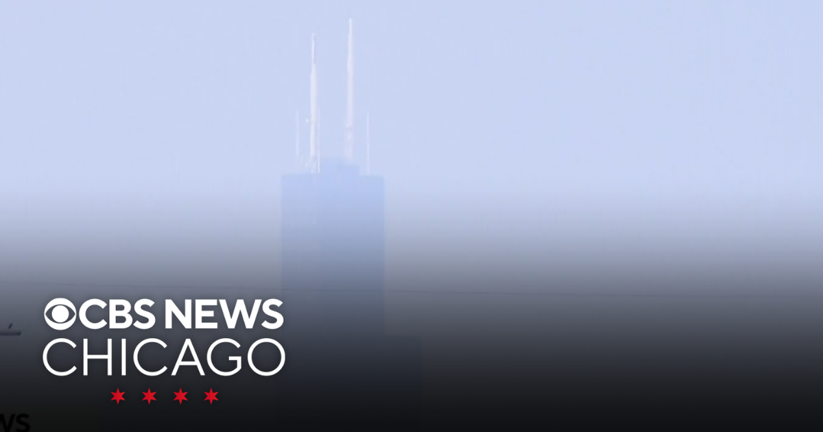 Wildfire smoke prompts air quality alert in Chicago