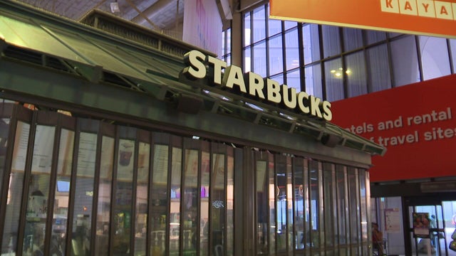 11p-starbucks-rat-bos00moj-hi-res-still.jpg 