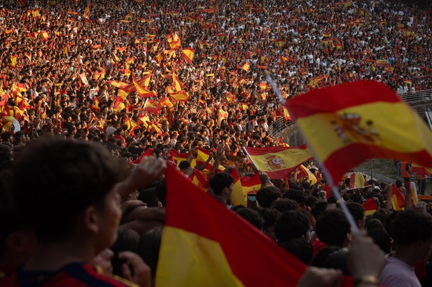Supporters cheer for the Spanish national team during the 2026 World Cup final