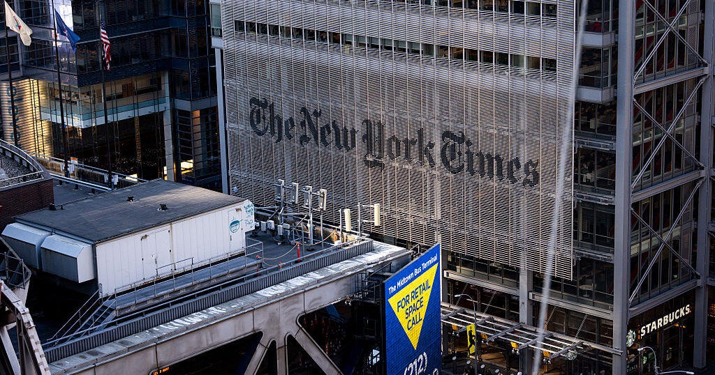 New York Times предприема действия за отмяна на призовки за телефонни записи на репортери и членове на семействата