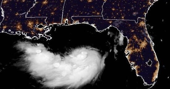 Tropical Storm Bertha strengthens, threatening Gulf Coast