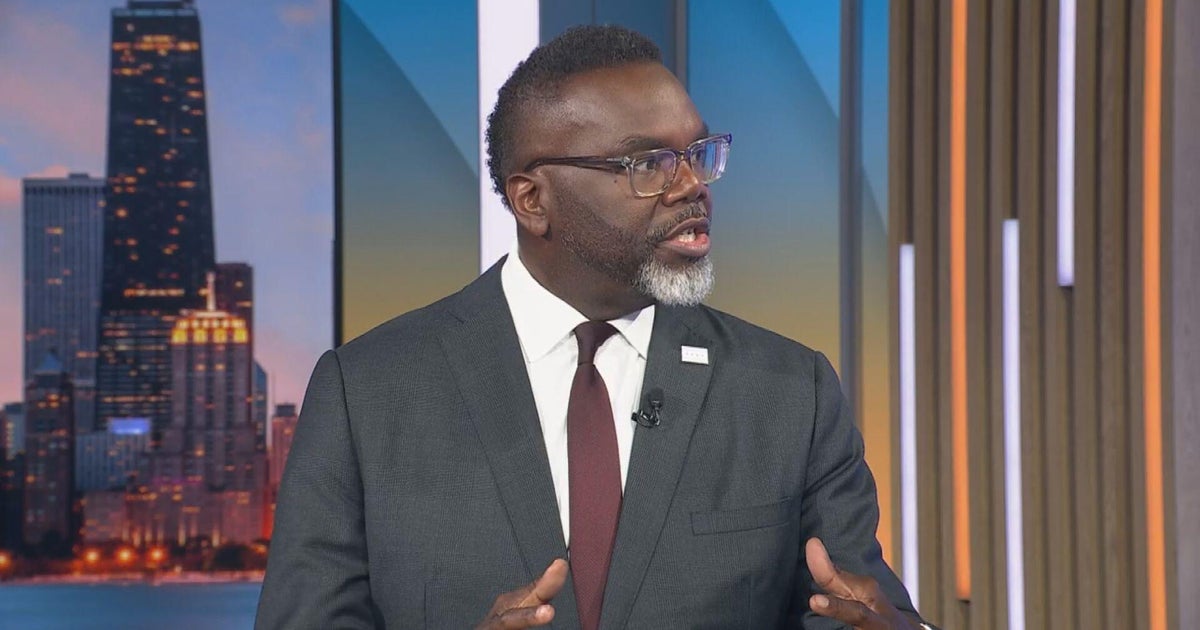 cbsnews.com - Adam  Harrington - Mayor Brandon Johnson touts improved economy, drop in crime in Chicago, but won't say whether he's running again