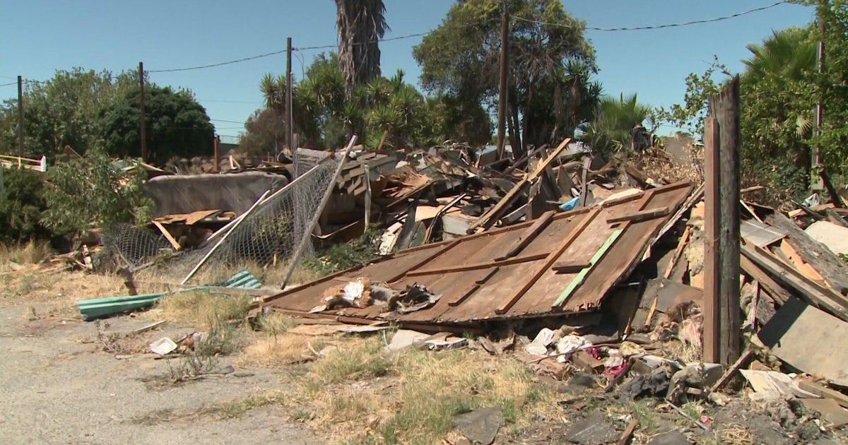 Demolition begins at troubled Lazy Wheels Mobile Home Park in Ceres