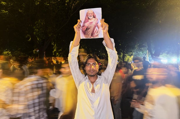 India Cockroach Protests Humor 