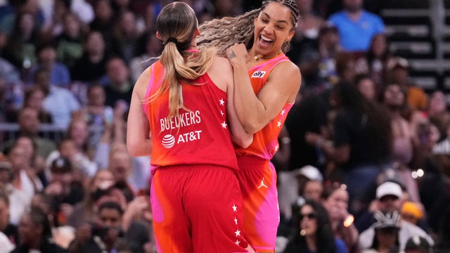 Gabby Williams,aige Bueckers 