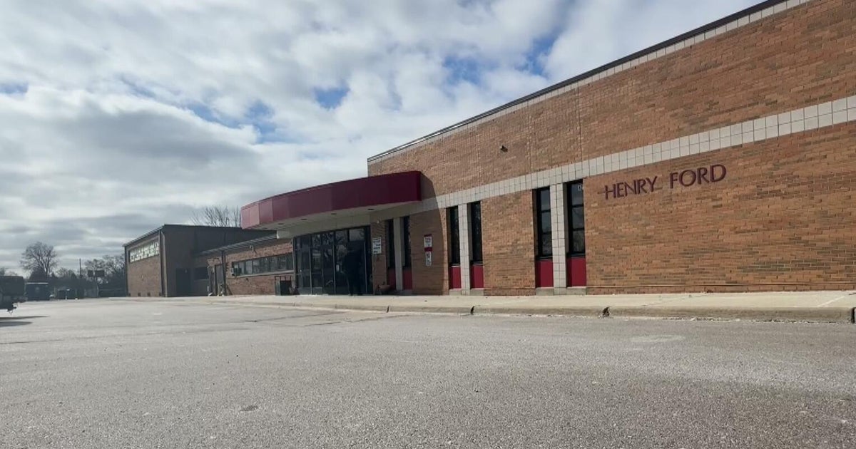 Hazel Park school board approves interim superintendent contract - CBS ...