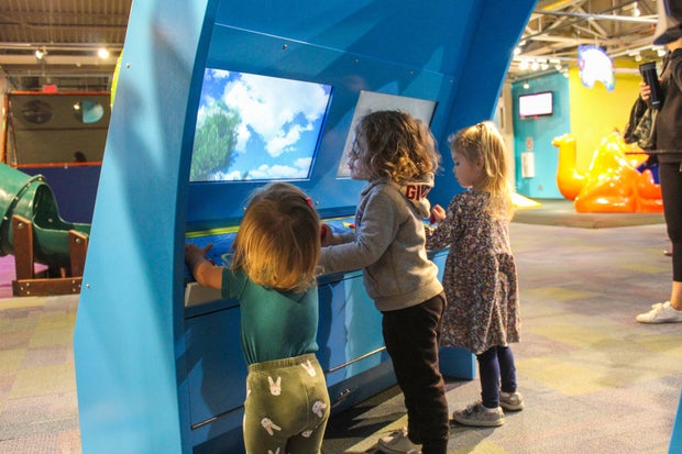 bug-squad-8-courtesy-of-omaha-childrens-museum.jpg 