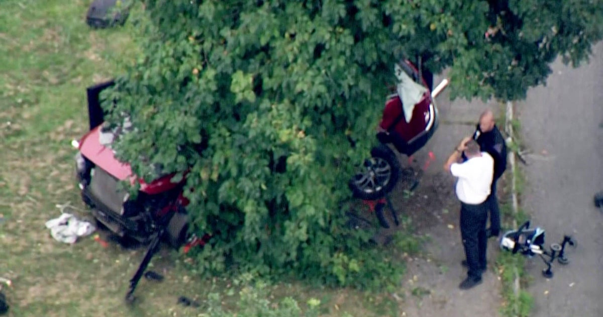Abington police chase ends with stolen car slamming into tree, 5 seriously hurt, authorities say