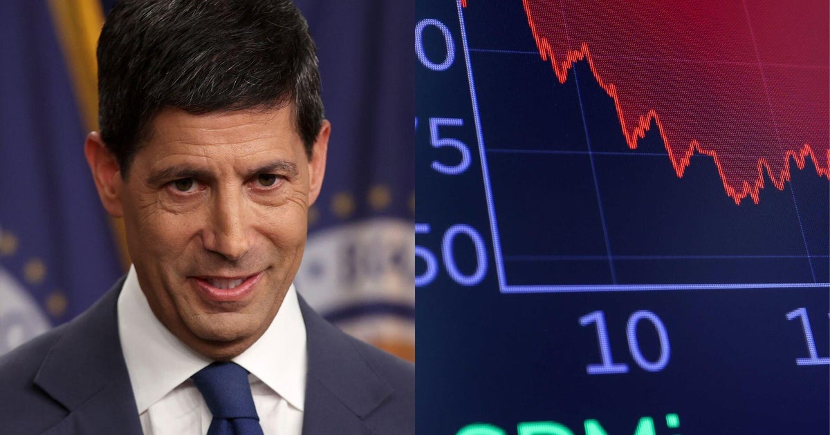 Stocks plummet and Wall Street suffers worst day of 2026 as Fed keeps interest rates steady