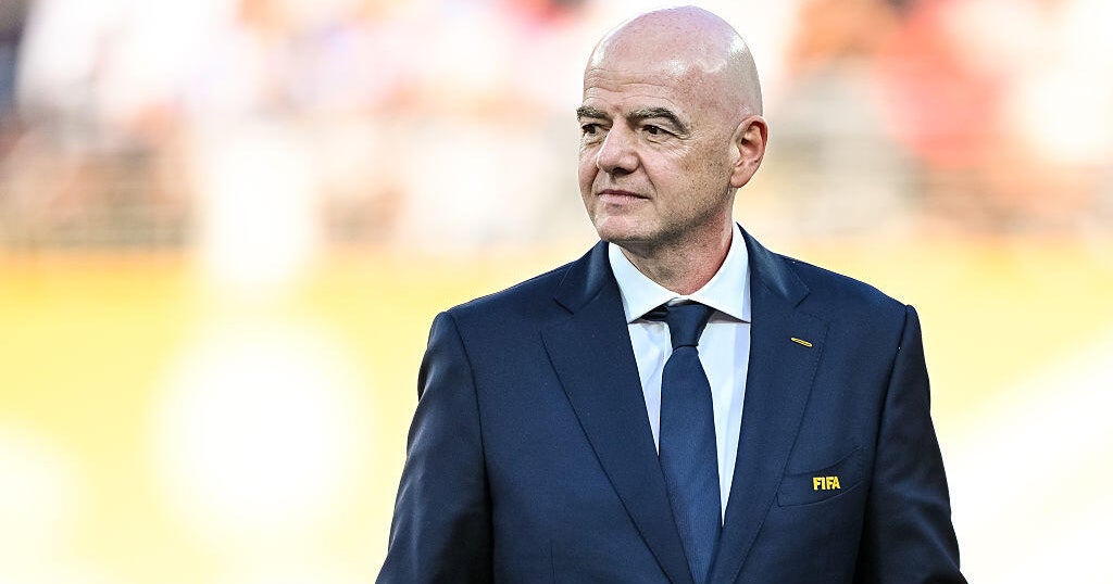 FIFA се отказва от инвестиционния план за Световното първенство след отрицателна реакция от страна на големите футболни групи