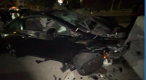 east-hollywood-crashed-car.jpg 