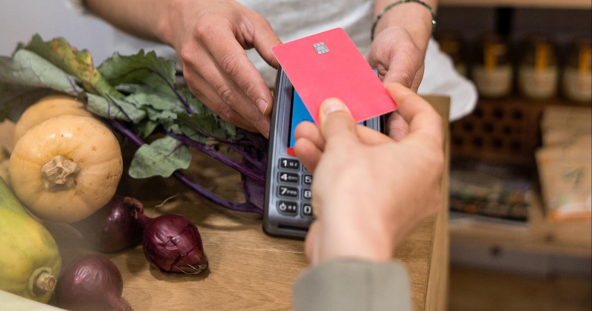 More Americans buying groceries on credit