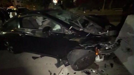 east-hollywood-crashed-car.jpg 