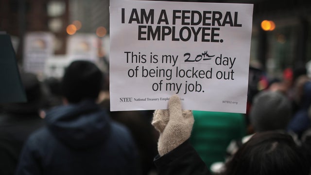 Government Workers Protest The Shutdown In Chicago 