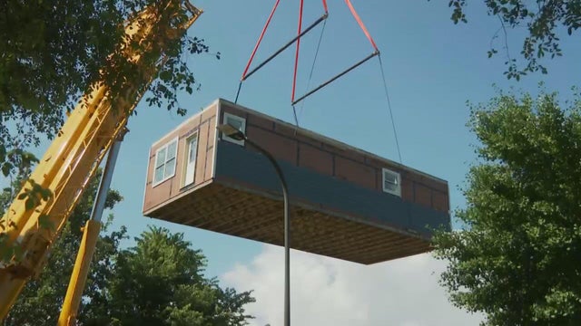 evanston-house-move.jpg 