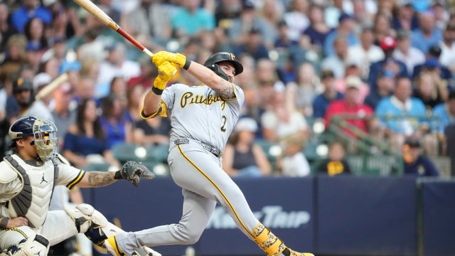 Pittsburgh Pirates v Milwaukee Brewers 