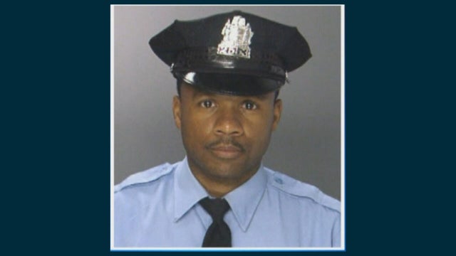 philadelphia-police-officer-moses-walker.jpg 