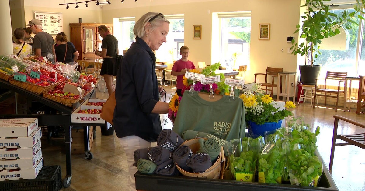 Radish Farm Stop opens in Minneapolis, creating community and boosting farmers' bottom lines