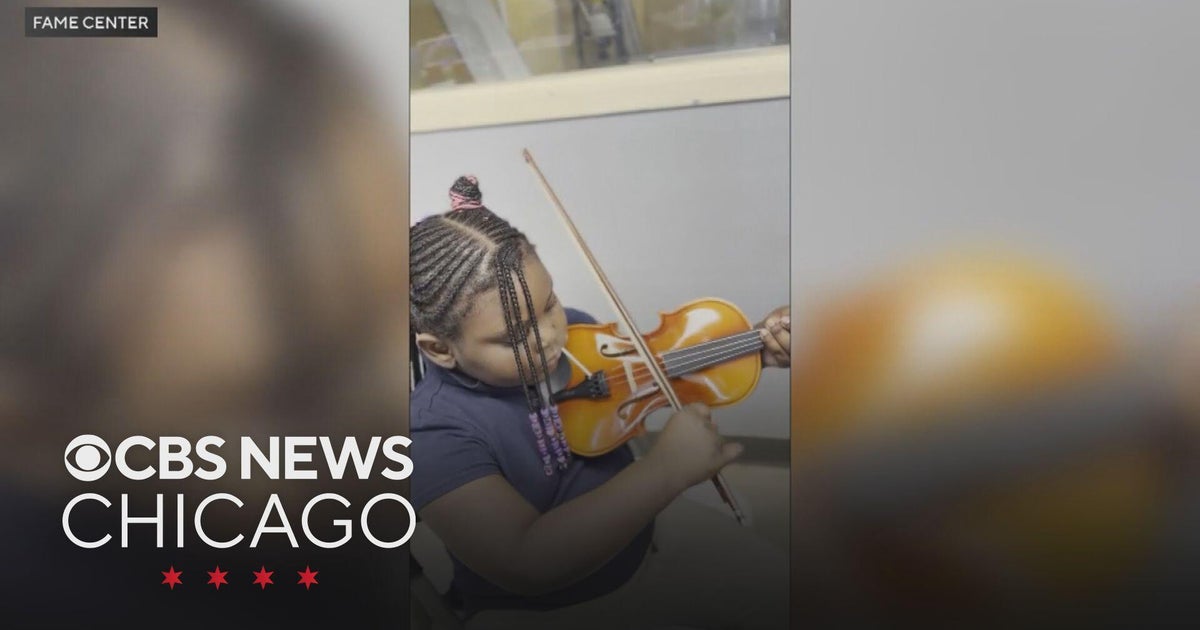 Chicago nonprofit "Fame Center" hosts summer camp to make art accessible to kids