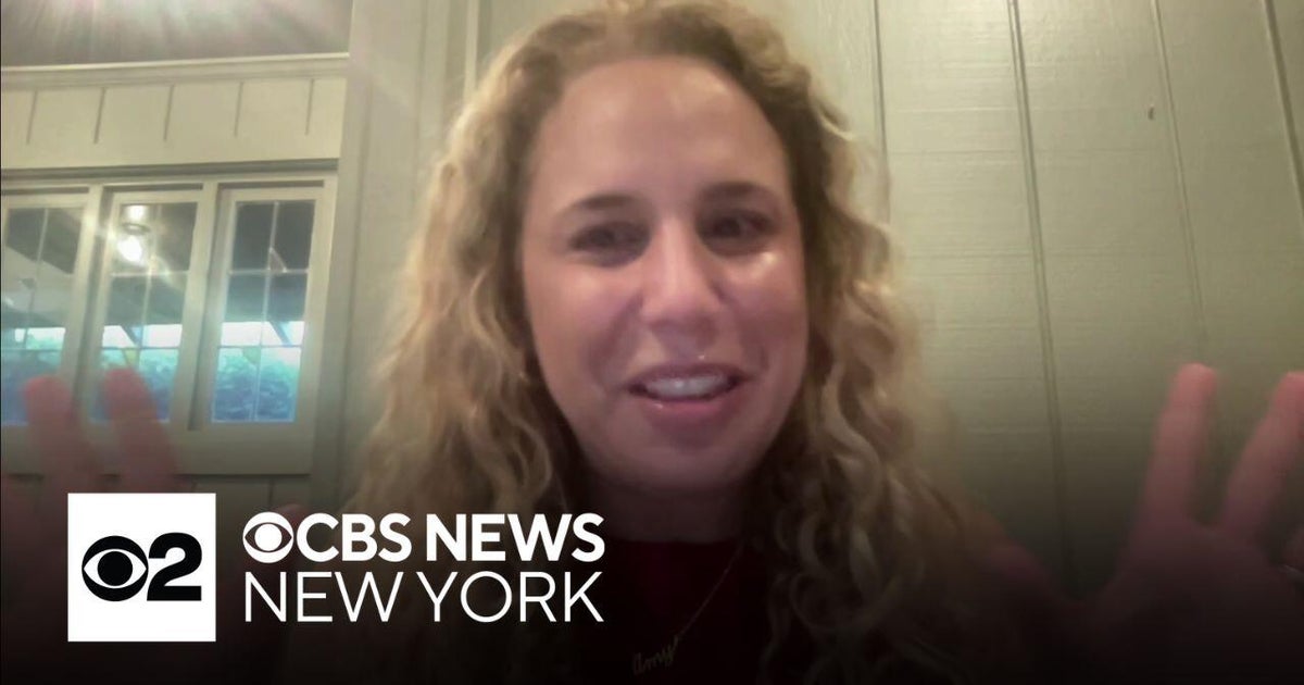 Author Amy Chozick speaks about her book "With Friends Like You"
