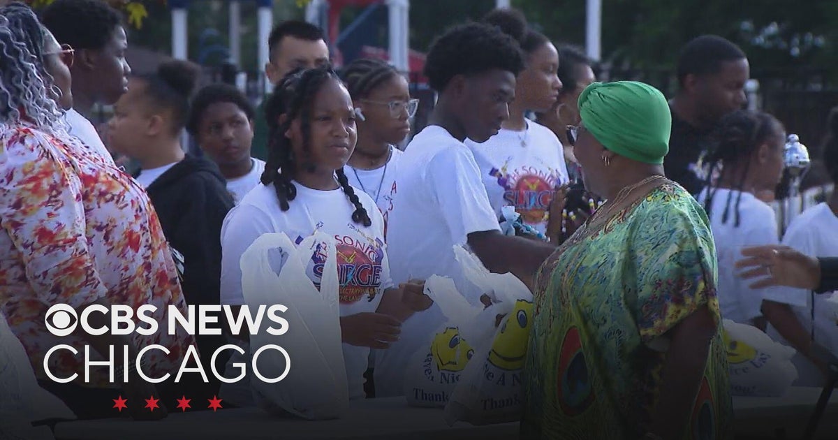 Hazel Crest students giving back to community in wake of July tornado