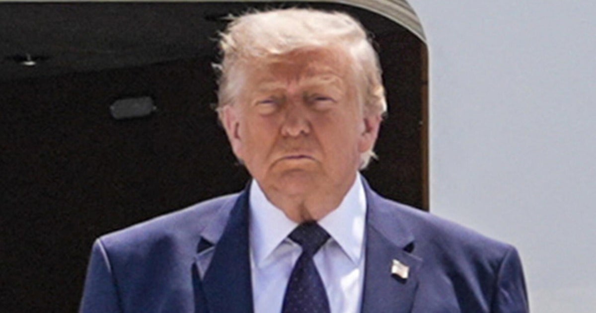 Details on Trump's secret Air Force One swap over Iranian threat