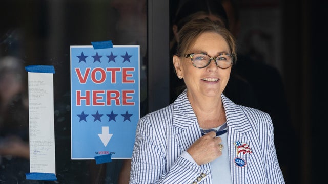 South Carolina Republicans Dash For Cash In Tight Senate Primary 