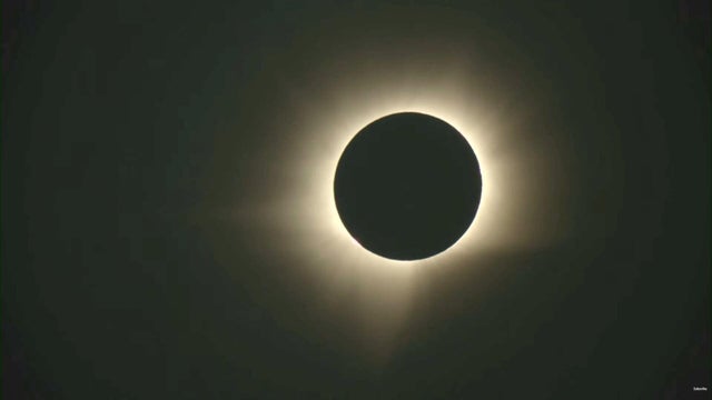 spain-eclipse.jpg 