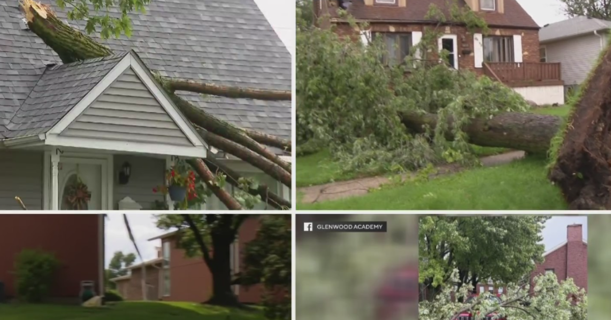 Over 400,000 without power after severe storms across Illinois, Indiana on Tuesday