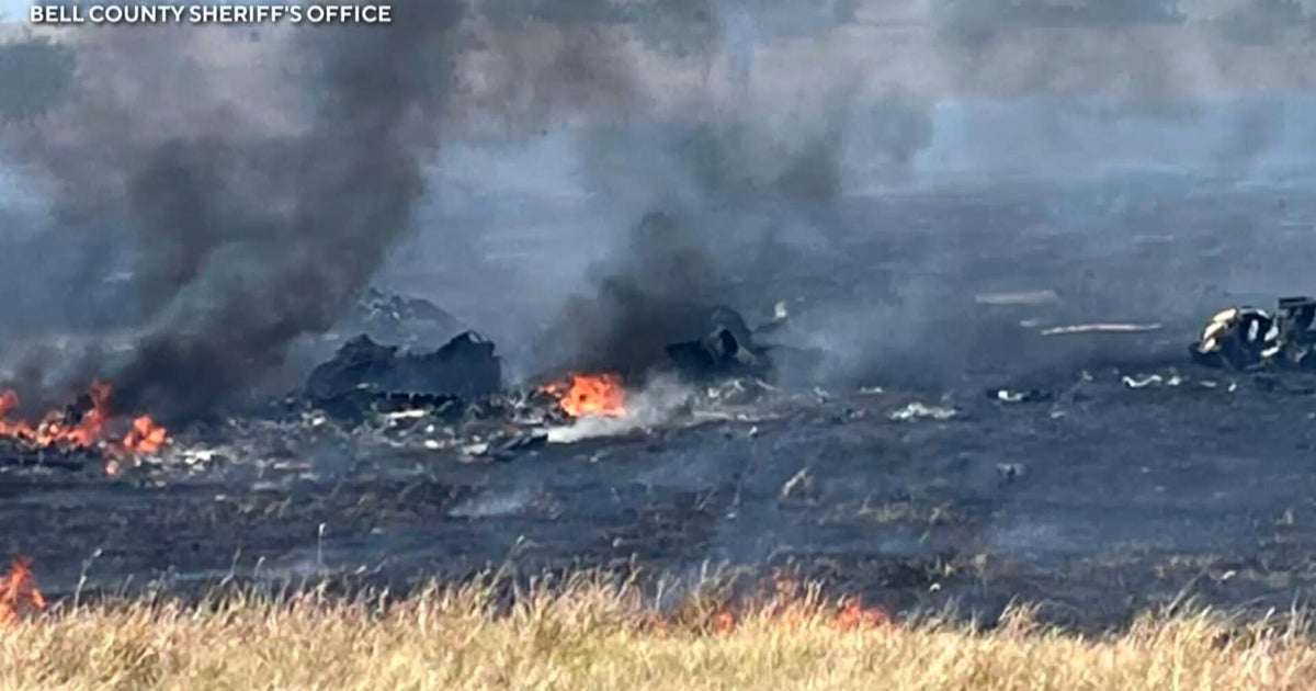 2 soldiers killed in Apache helicopter crash in Texas