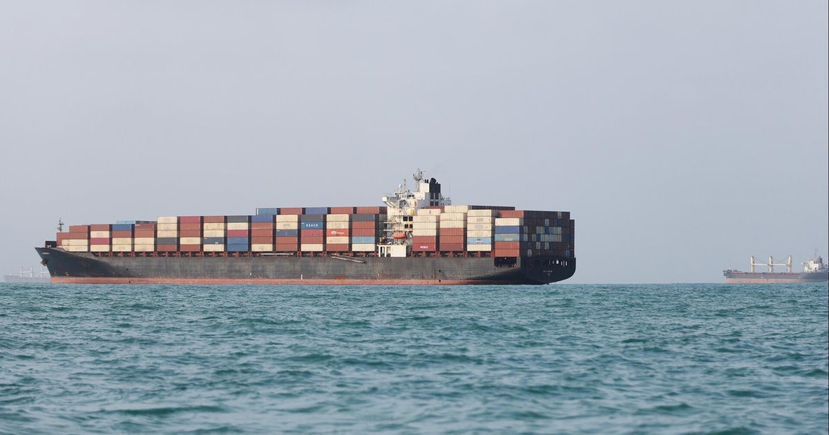 U.S. and Iran both claim control of Strait of Hormuz as questions grow about conflict’s expansion