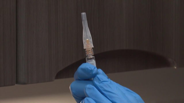 syringe-nurse-needle-gloves-doctor-office-patient-room.jpg 