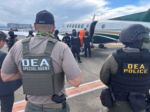 Costa Rica extradites two alleged drug traffickers to the U.S.