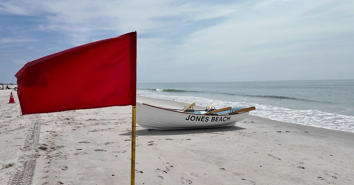 Jones Beach reopens for swimming after rare shutdown due to bacteria levels