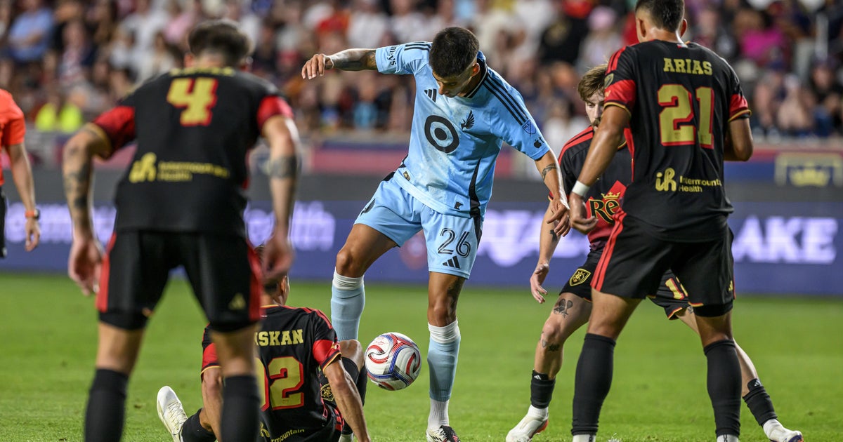Pereyra scores in the 89th, Callender has 6 saves for Minnesota in 1-1 tie with RSL