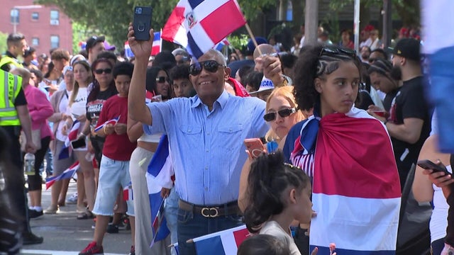 0816-burton-domincan-parade-6p-pkg-hi-res-still.jpg 
