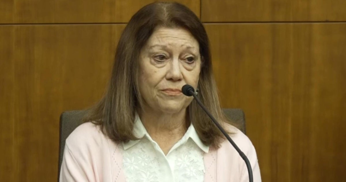 Lindsay Clancy's mother gives emotional testimony in her defense during murder trial