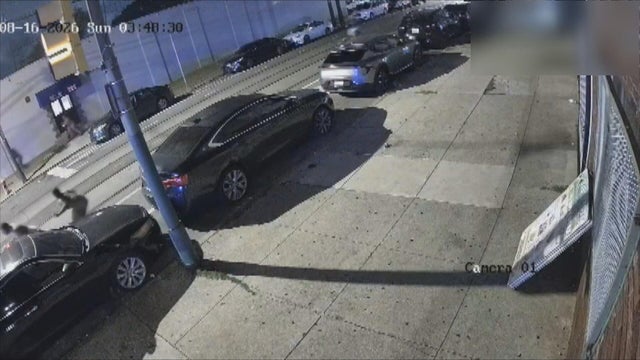 officer-shooting-surveillance-video-philadelphia.jpg 