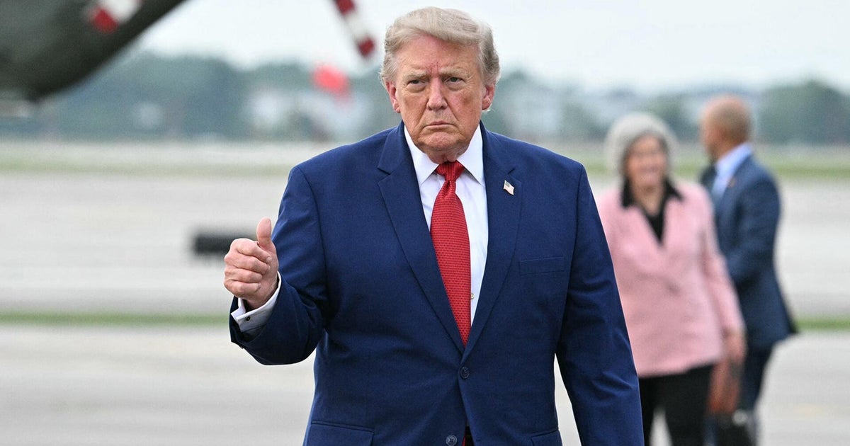 Retired Marine colonel on Trump threat to bomb Oman: "Pretty extraordinary"