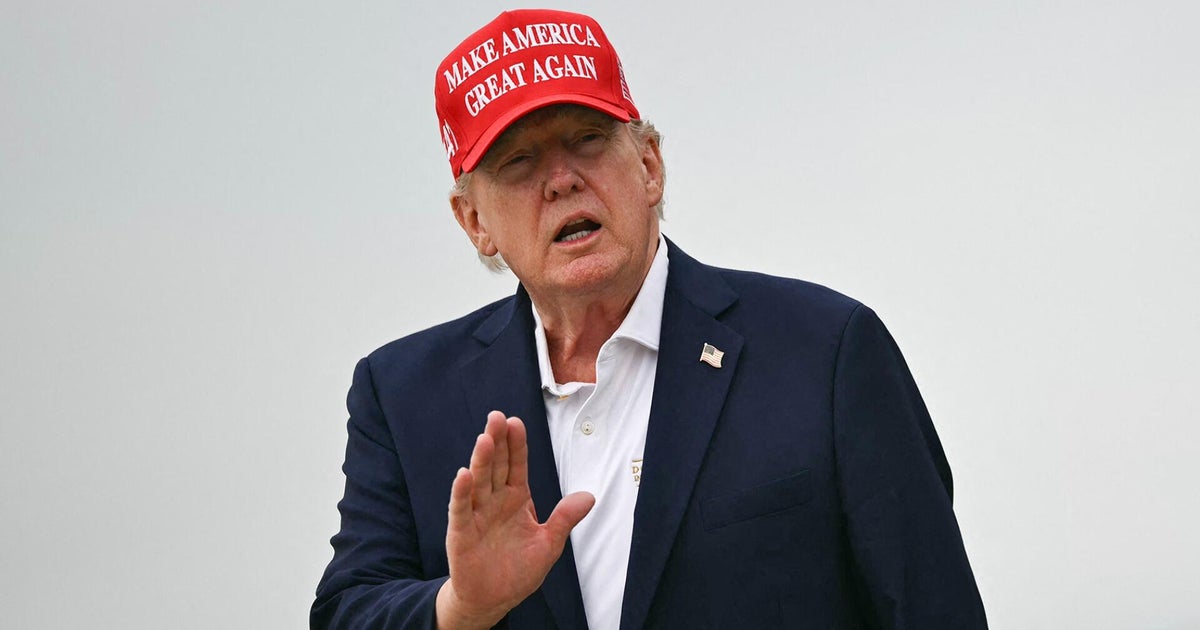 Trump threatens to bomb Oman over Strait of Hormuz; CENTCOM commander meets with USS Lincoln troops