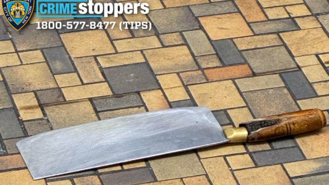 les-police-shooting-butchers-knife.jpg 