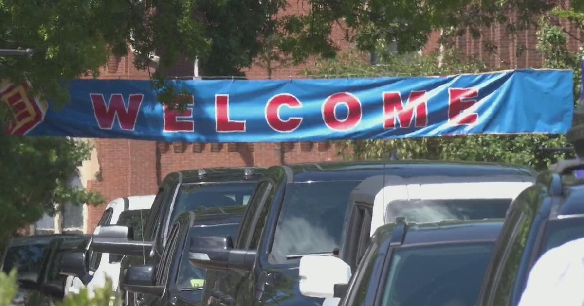 Duquesne University welcome freshmen on move-in day