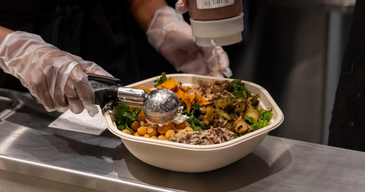 Salad companies brace for low earnings after cyclospora outbreak