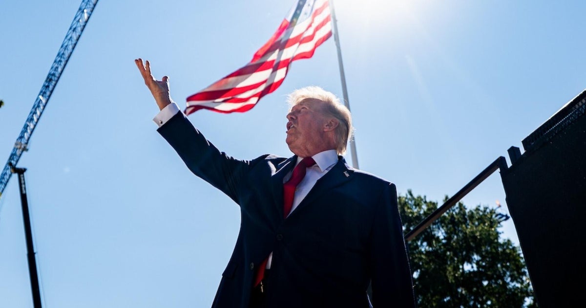 Trump threatens Iran with “Economic Warfare and Isolation”