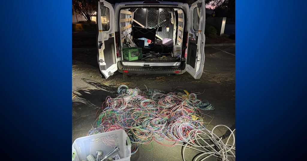 Milpitas police arrest pair after 300 pounds of stolen copper found - CBS News