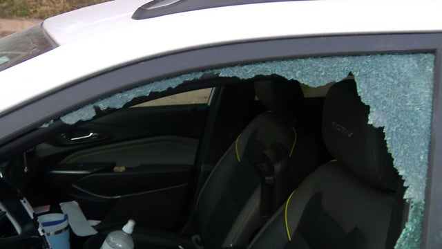 10p-vo2-mpls-smashed-windows-wccob4tj.jpg 