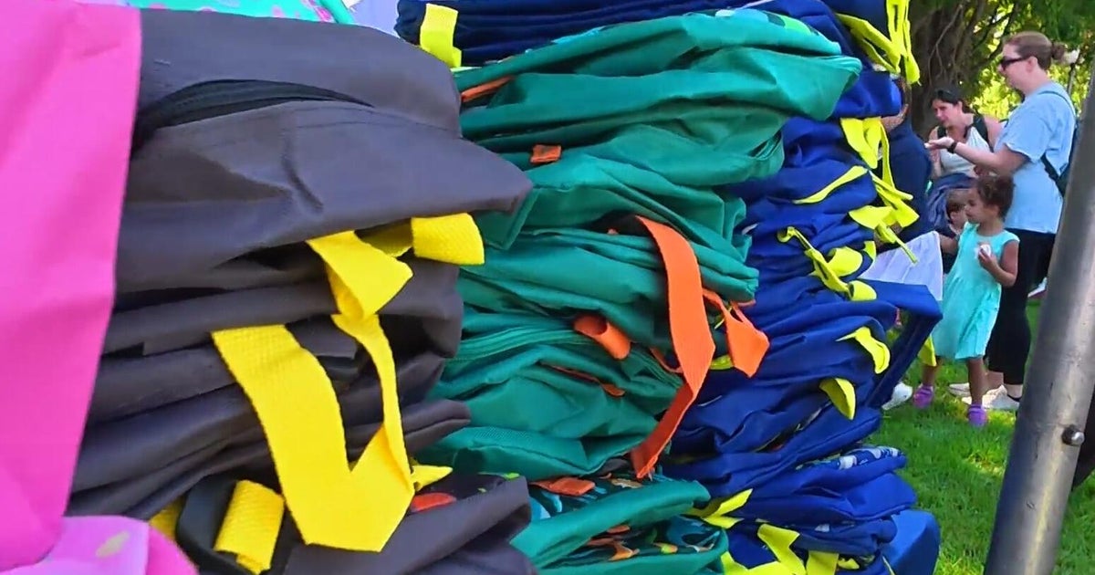 Chicago organizations step up to get students prepared to head back to school
