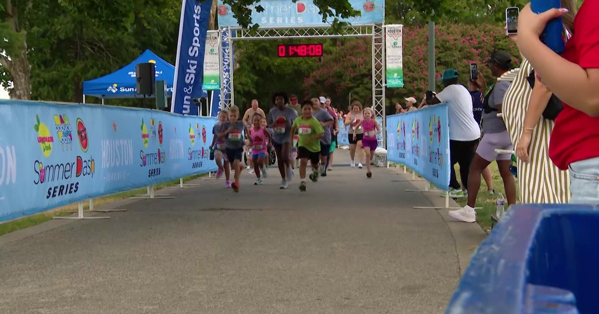 Watermelon Dash Dallas organizers take precautions to keep runners safe in the summer heat